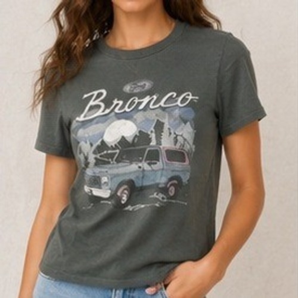 Ford Bronco Graphic Tee Charcoal Gray Vintage Style Short Sleeve Shirt Small